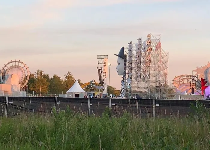 アパート Holenderski Feniks