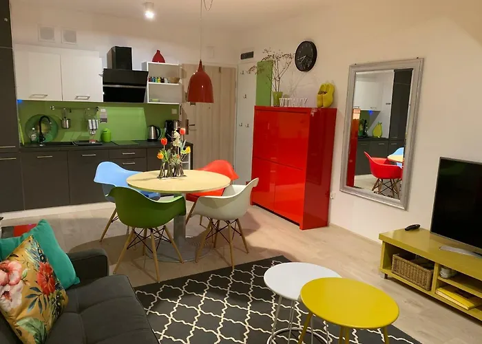 アパート Holenderski Feniks